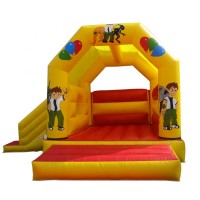 Hot sale mini jumping bouncy castle with slide inflatable bouncer